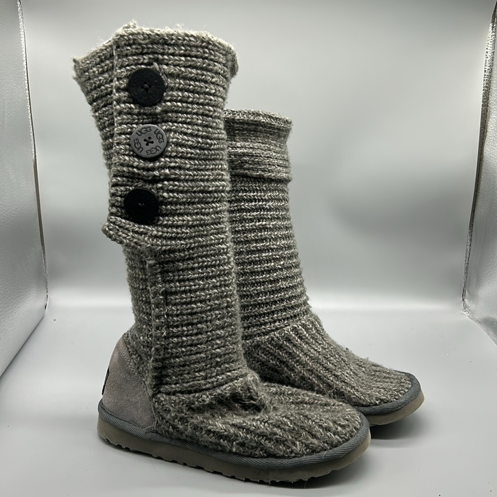 Classic gray cardy sweater knit ugg boots sz 7 - Picture 3 of 9